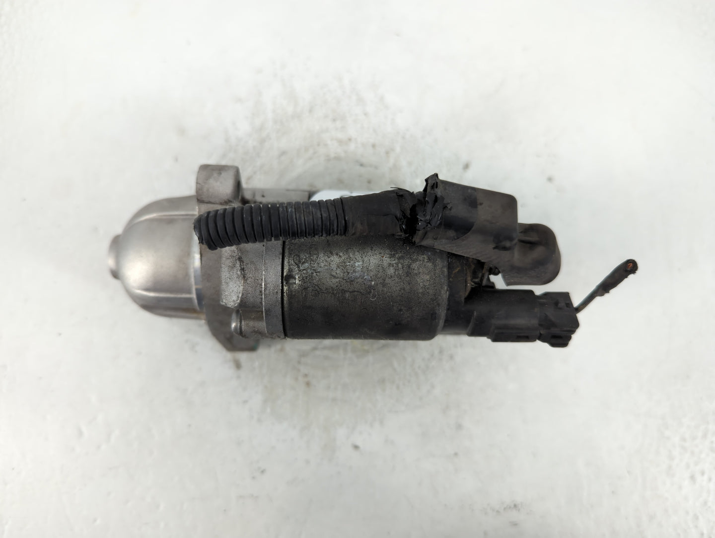 2013-2014 Hyundai Elantra Car Starter Motor Solenoid OEM P/N:36100-2E120 Fits Fits 2012 2013 2014 2015 2016 OEM Used Auto Pa
