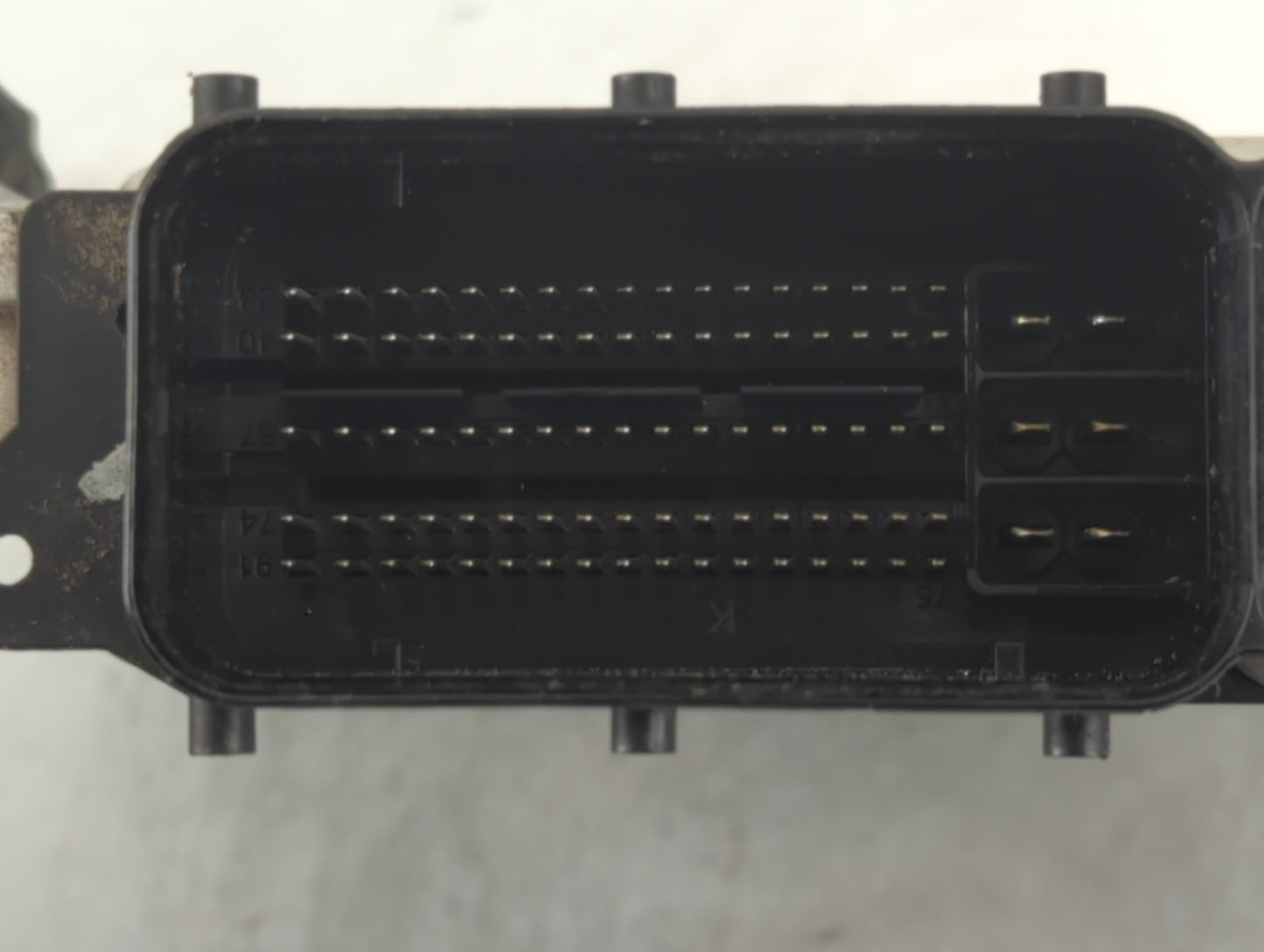 2014-2016 Hyundai Elantra PCM Engine Control Computer ECU ECM PCU OEM P/N:39131-2EMAO Fits Fits 2014 2015 2016 OEM Used Auto