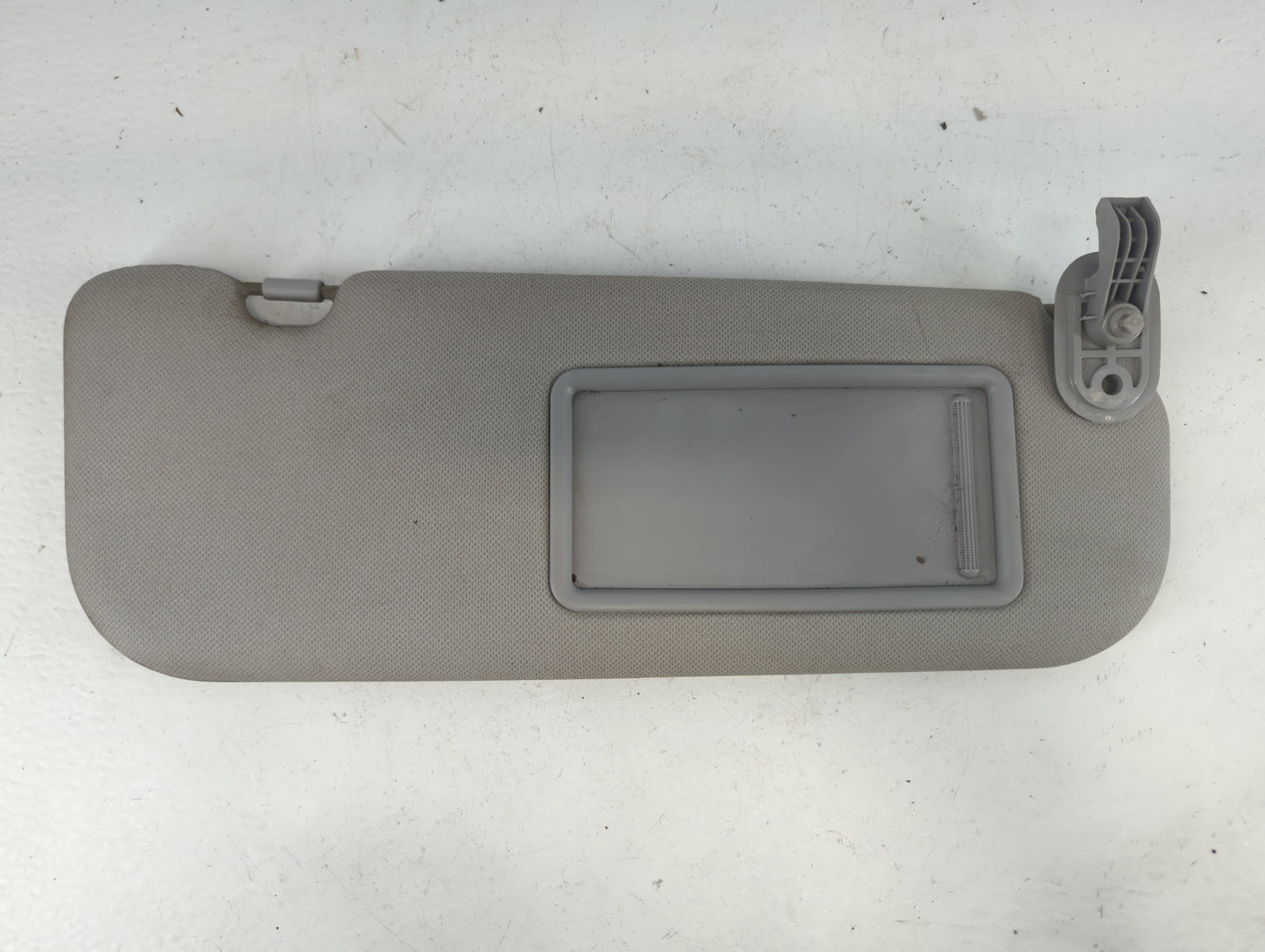 2014-2016 Hyundai Elantra Sun Visor Shade Replacement Passenger Right Mirror Fits Fits 2014 2015 2016 OEM Used Auto Parts - 