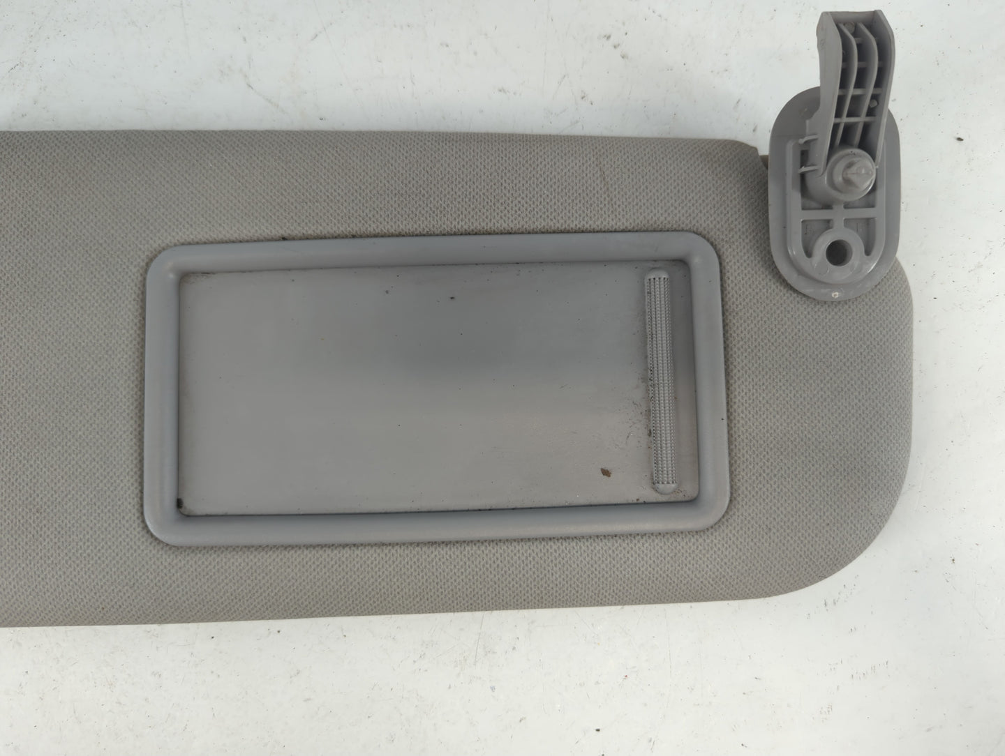 2014-2016 Hyundai Elantra Sun Visor Shade Replacement Passenger Right Mirror Fits Fits 2014 2015 2016 OEM Used Auto Parts - 