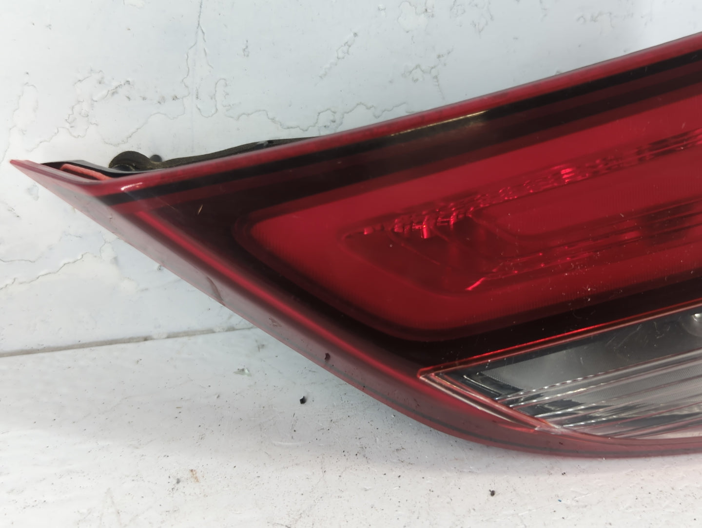2014 Hyundai Elantra Tail Light Assembly Passenger Right OEM Fits OEM Used Auto Parts - Oemusedautoparts1.com