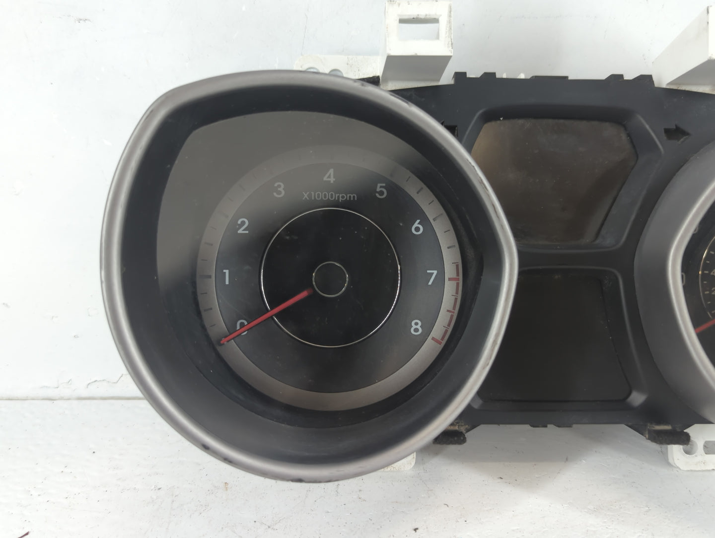 2014-2016 Hyundai Elantra Instrument Cluster Speedometer Gauges Fits Fits 2014 2015 2016 OEM Used Auto Parts - Oemusedautopa