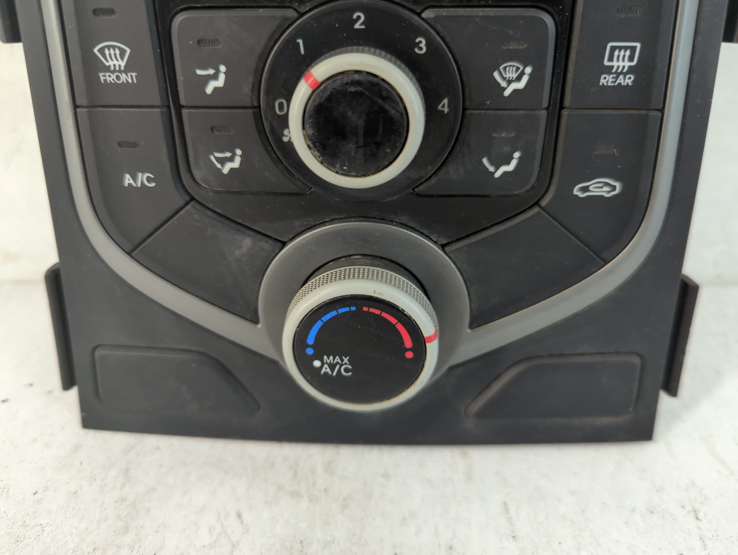 2014-2016 Hyundai Elantra Climate Control Module Temperature AC/Heater Replacement Fits Fits 2014 2015 2016 OEM Used Auto Pa