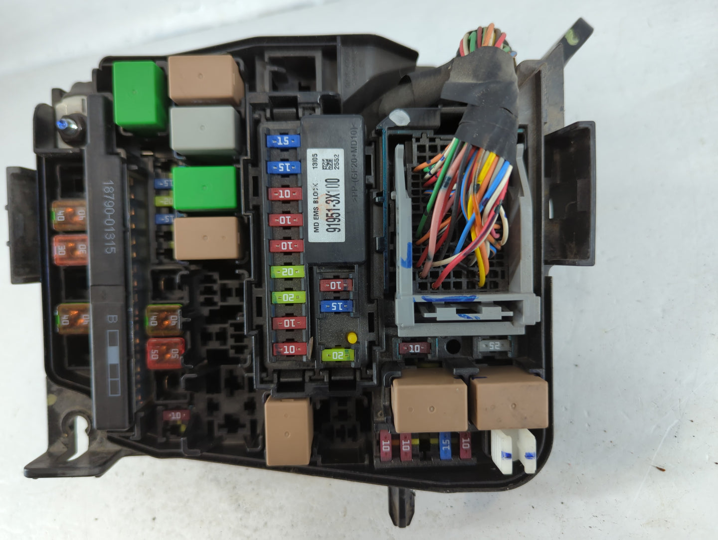 2014-2016 Hyundai Elantra Fusebox Fuse Box Panel Relay Module P/N:91951-3X710 Fits Fits 2014 2015 2016 OEM Used Auto Parts -