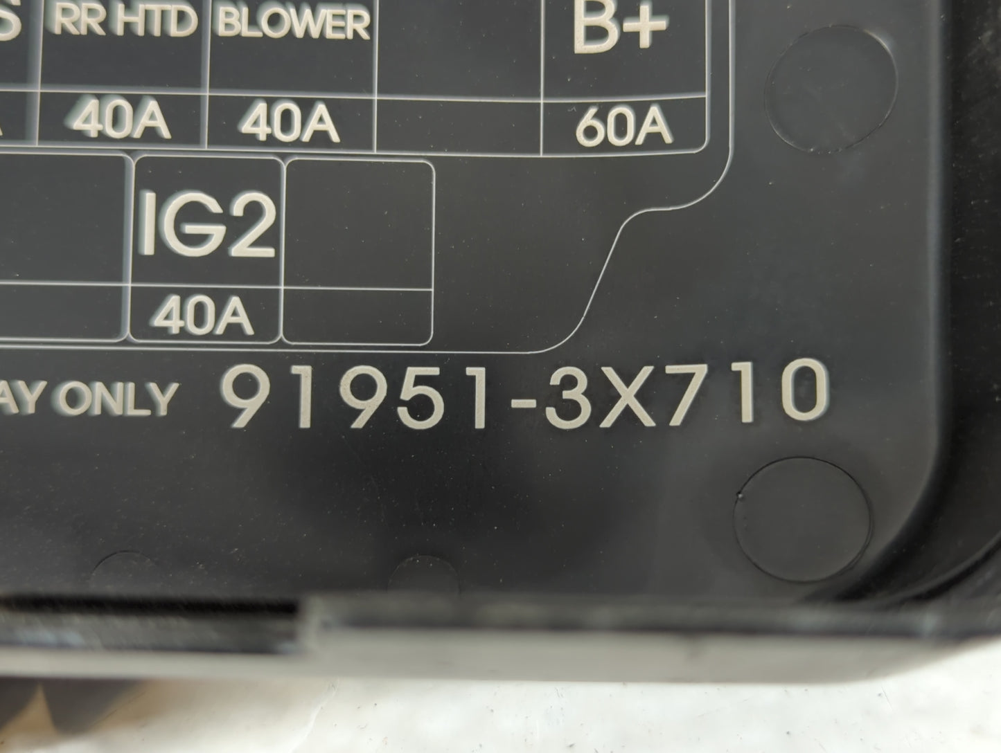 2014-2016 Hyundai Elantra Fusebox Fuse Box Panel Relay Module P/N:91951-3X710 Fits Fits 2014 2015 2016 OEM Used Auto Parts -