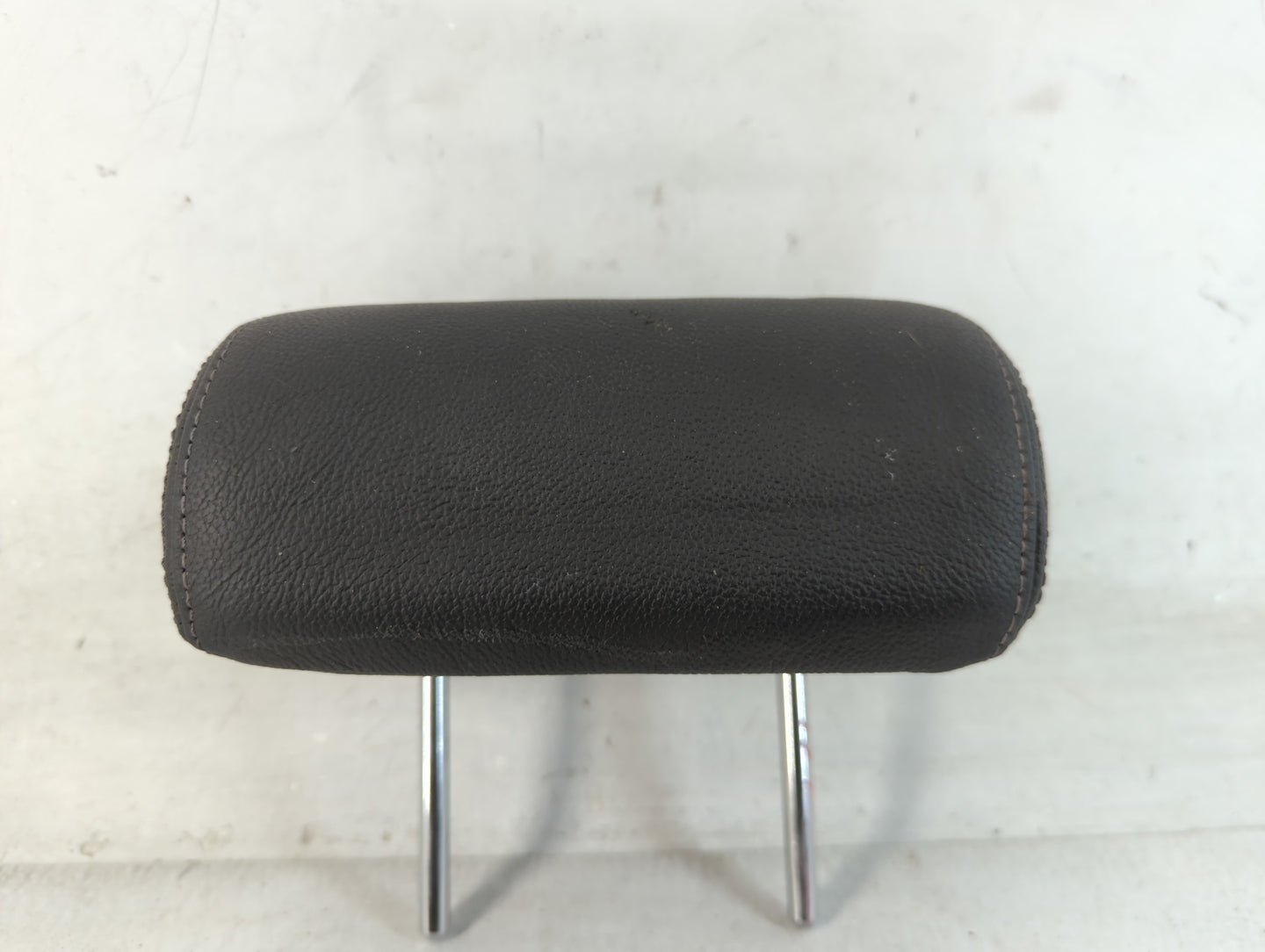 2013-2015 Hyundai Elantra Headrest Head Rest Front Driver Passenger Seat Fits Fits 2013 2014 2015 OEM Used Auto Parts - Oemu