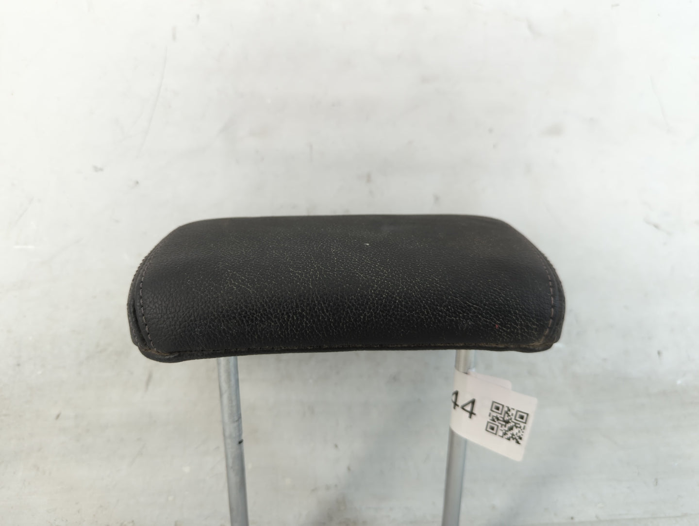 2013-2015 Hyundai Elantra Headrest Head Rest Front Driver Passenger Seat Fits Fits 2013 2014 2015 OEM Used Auto Parts - Oemu