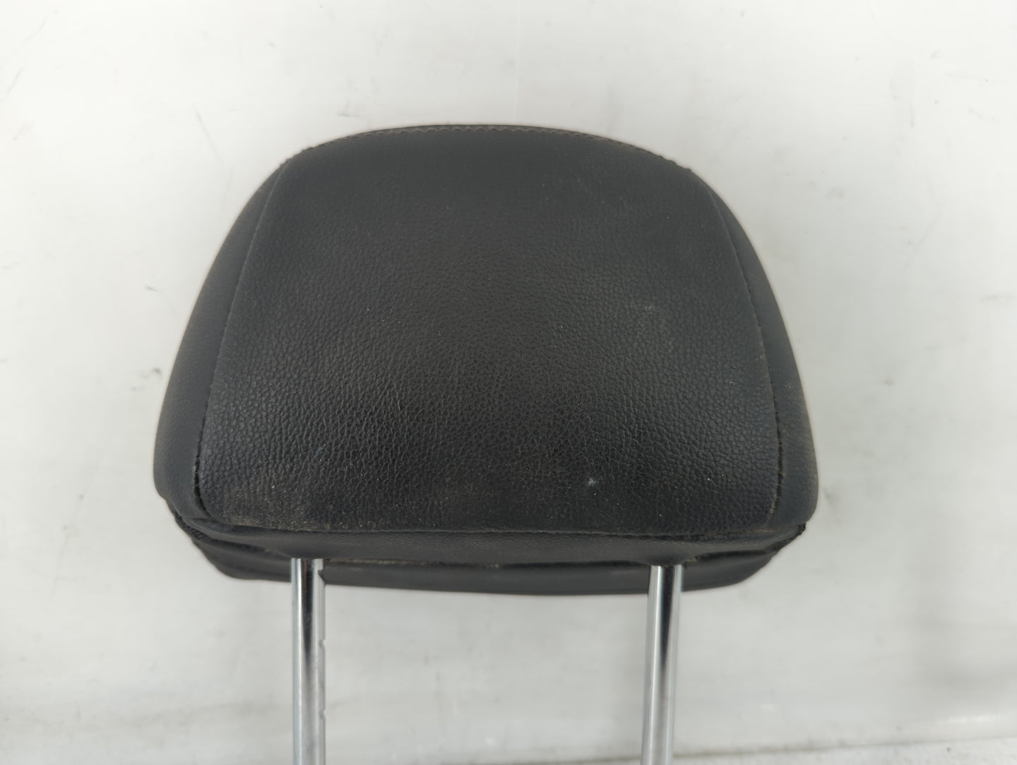 2013-2015 Hyundai Elantra Headrest Head Rest Front Driver Passenger Seat Fits Fits 2013 2014 2015 OEM Used Auto Parts - Oemu