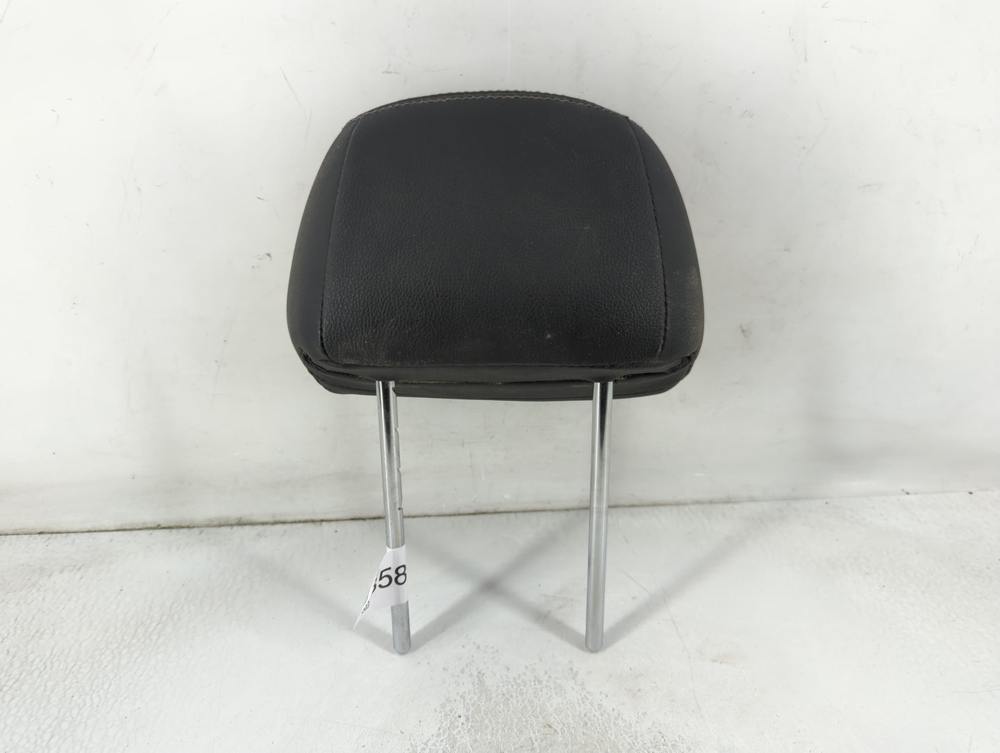 2013-2015 Hyundai Elantra Headrest Head Rest Front Driver Passenger Seat Fits Fits 2013 2014 2015 OEM Used Auto Parts - Oemu