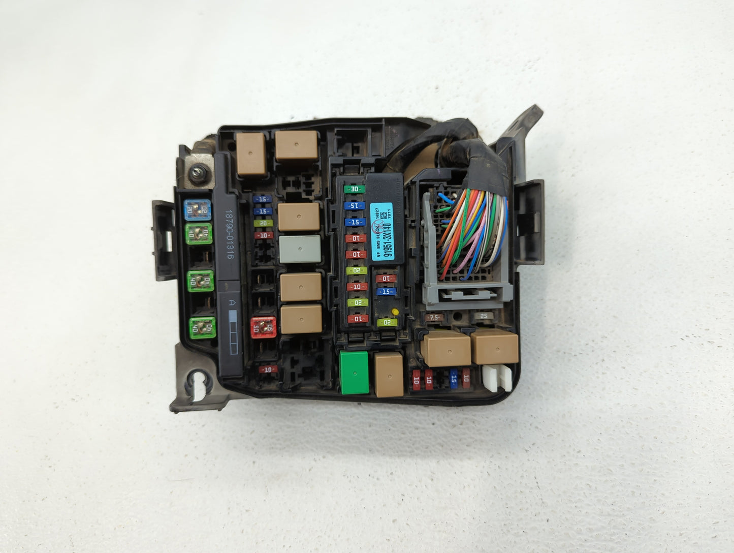 2014-2015 Hyundai Elantra Gt Fusebox Fuse Box Panel Relay Module P/N:91238-A5995 Fits Fits 2014 2015 OEM Used Auto Parts - O