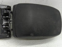 2014 Hyundai Elantra Gt Center Console Armrest Cover Lid 535164 - Oemusedautoparts1.com