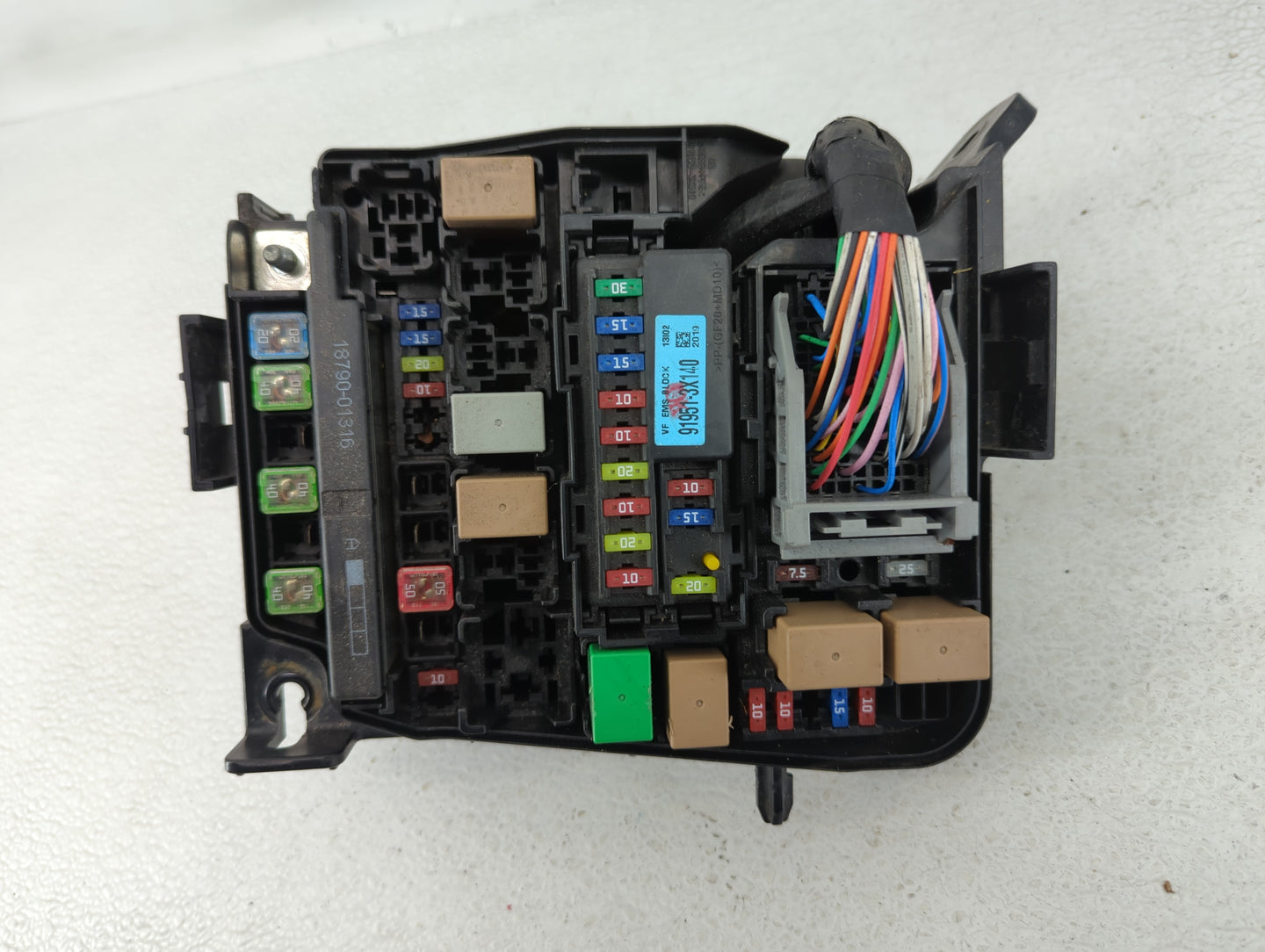 2014-2015 Hyundai Elantra Gt Fusebox Fuse Box Panel Relay Module P/N:91239A5243A 91950-A5712 Fits Fits 2014 2015 OEM Used Au