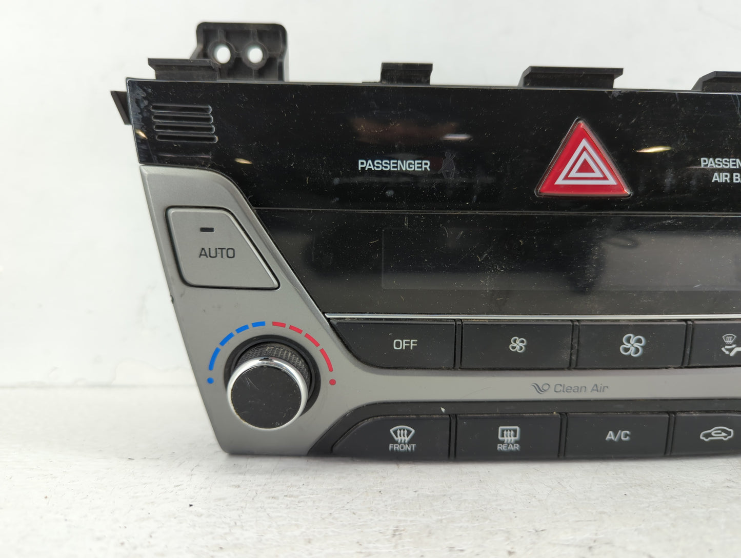 2013-2017 Hyundai Elantra Gt Climate Control Module Temperature AC/Heater Replacement P/N:97250-F2231RET 97250-A5673 Fits OE