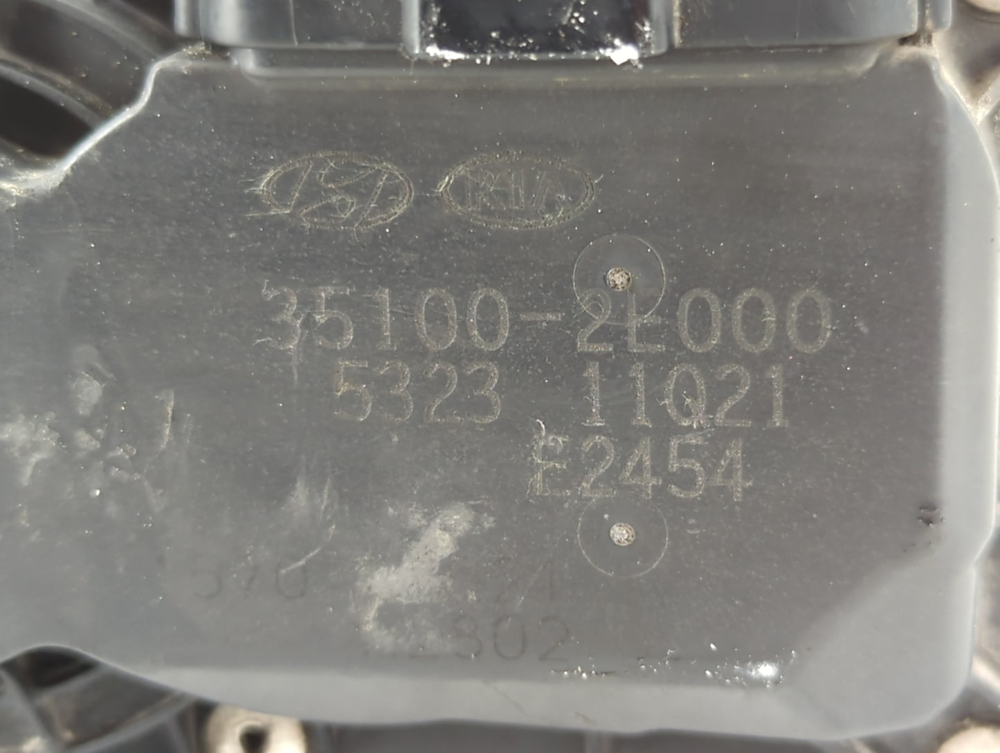 2014 Hyundai Elantra Gt Throttle Body P/N:35100-2E000 Fits Fits 2011 2012 2013 2015 2016 2017 2018 2019 2020 2021 OEM Used A