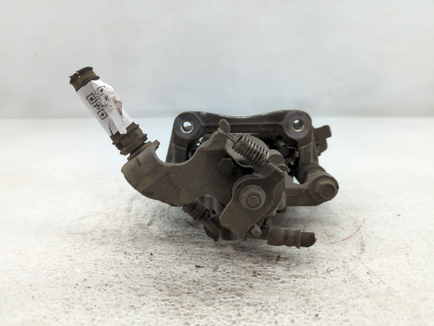 2013-2017 Hyundai Elantra Gt Front Passenger Right Brake Caliper - Oemusedautoparts1.com