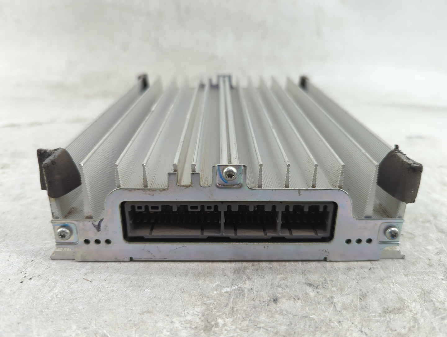 2014-2016 Hyundai Equus Radio Speaker Amplifier 96370-3n600 - Oemusedautoparts1.com