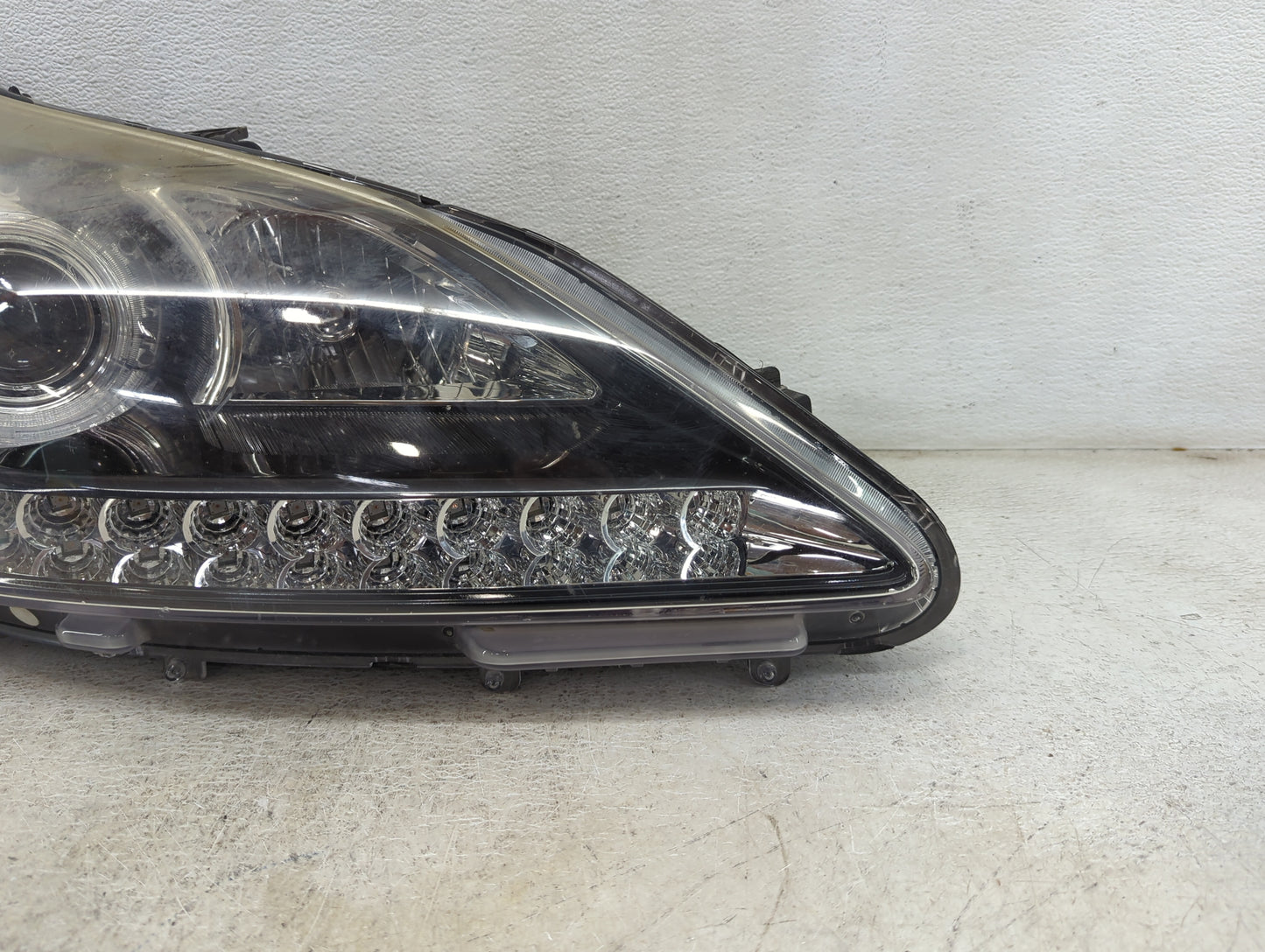 2014-2016 Hyundai Equus Passenger Right Oem Head Light Headlight Lamp - Oemusedautoparts1.com