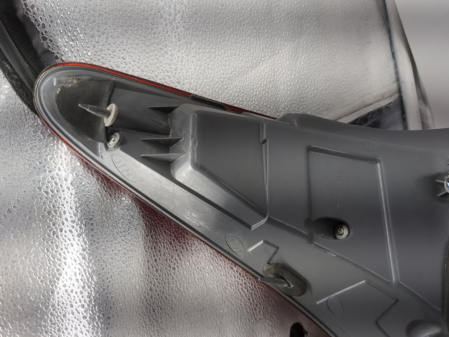 2014-2016 Hyundai Equus Tail Light Assembly Passenger Right OEM Fits Fits 2014 2015 2016 OEM Used Auto Parts - Oemusedautopa