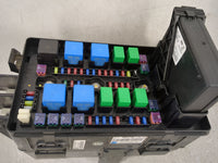 2014-2016 Hyundai Equus Fusebox Fuse Box Panel Relay Module P/N:91950-3M173 91950-3M1730-13426-007 Fits Fits 2013 2014 2015 