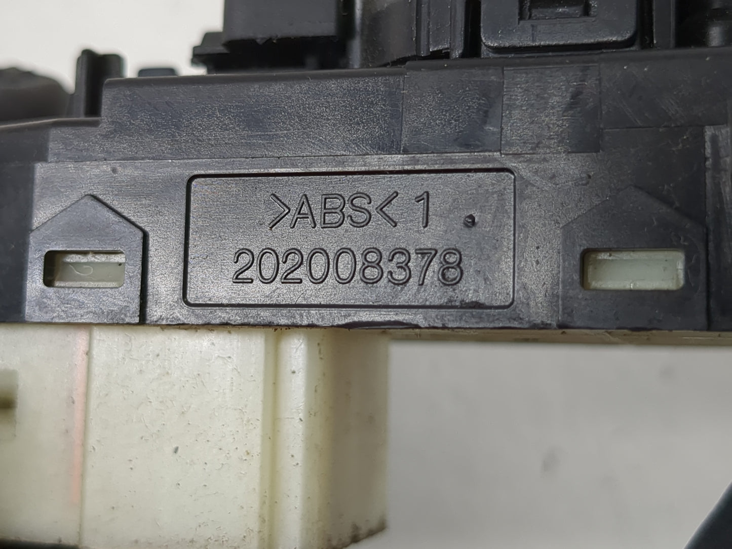 2013-2016 Hyundai Genesis Master Power Window Switch Replacement Driver Side Left P/N:202008378 Fits Fits 2013 2014 2015 201
