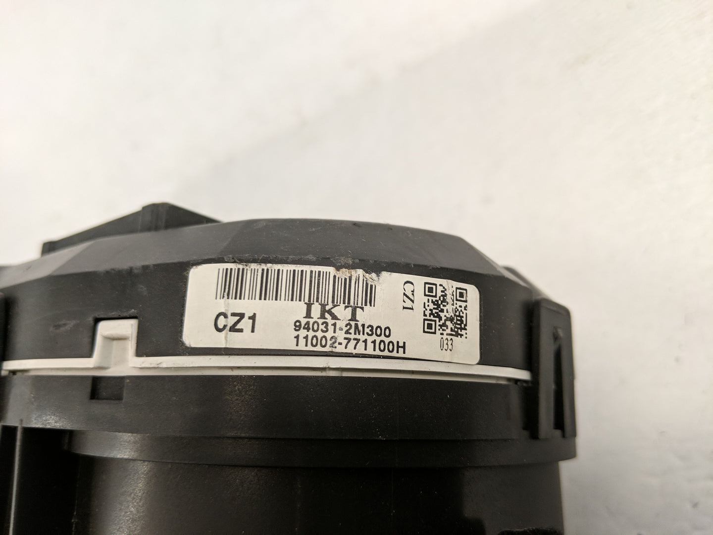 2014 Hyundai Genesis Instrument Cluster Speedometer Gauges P/N:11002-771100H 94031-2M300 Fits OEM Used Auto Parts - Oemuseda