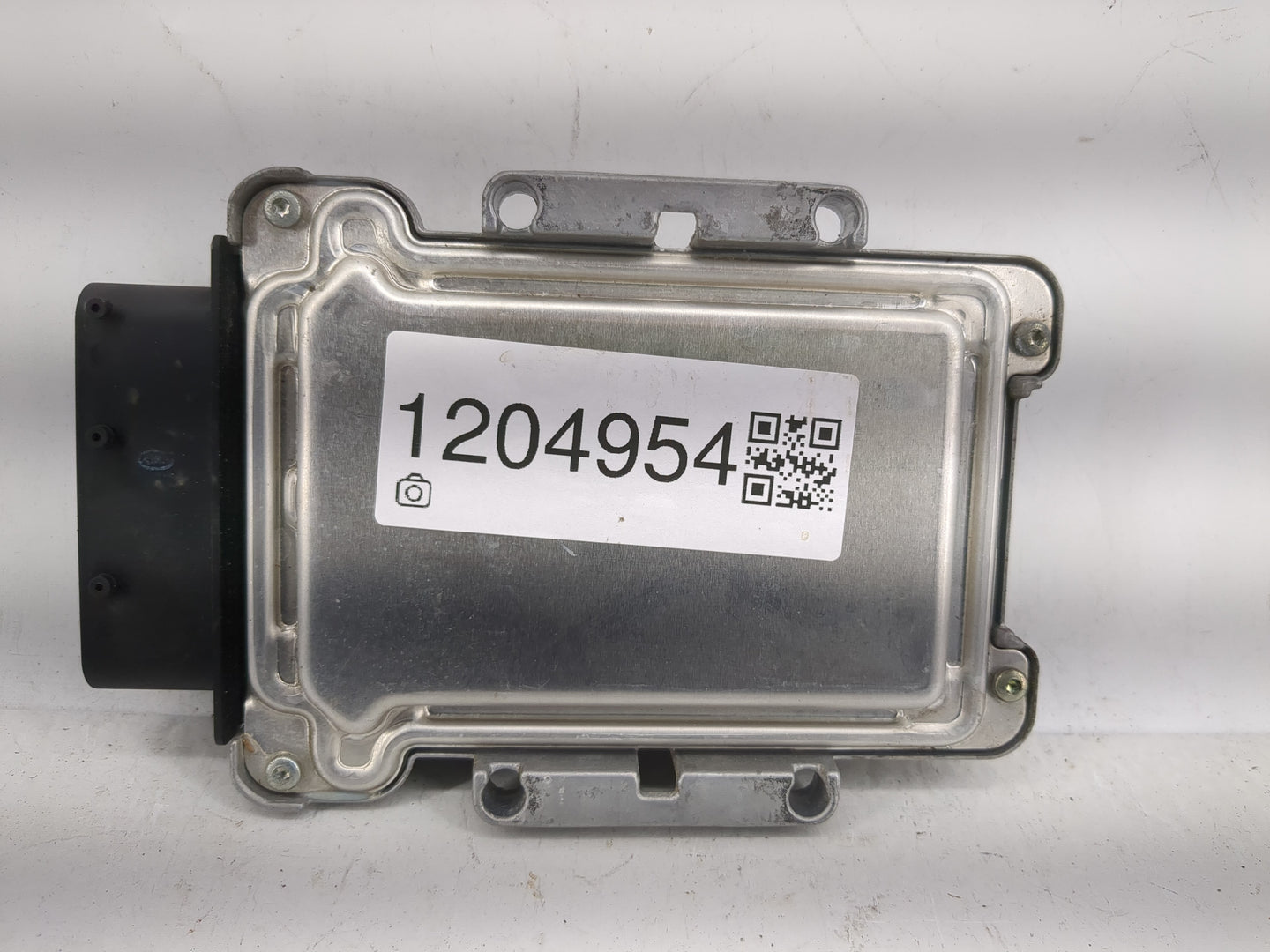 2013-2014 Hyundai Genesis Chassis Control Module Ccm Bcm Body Control - Oemusedautoparts1.com