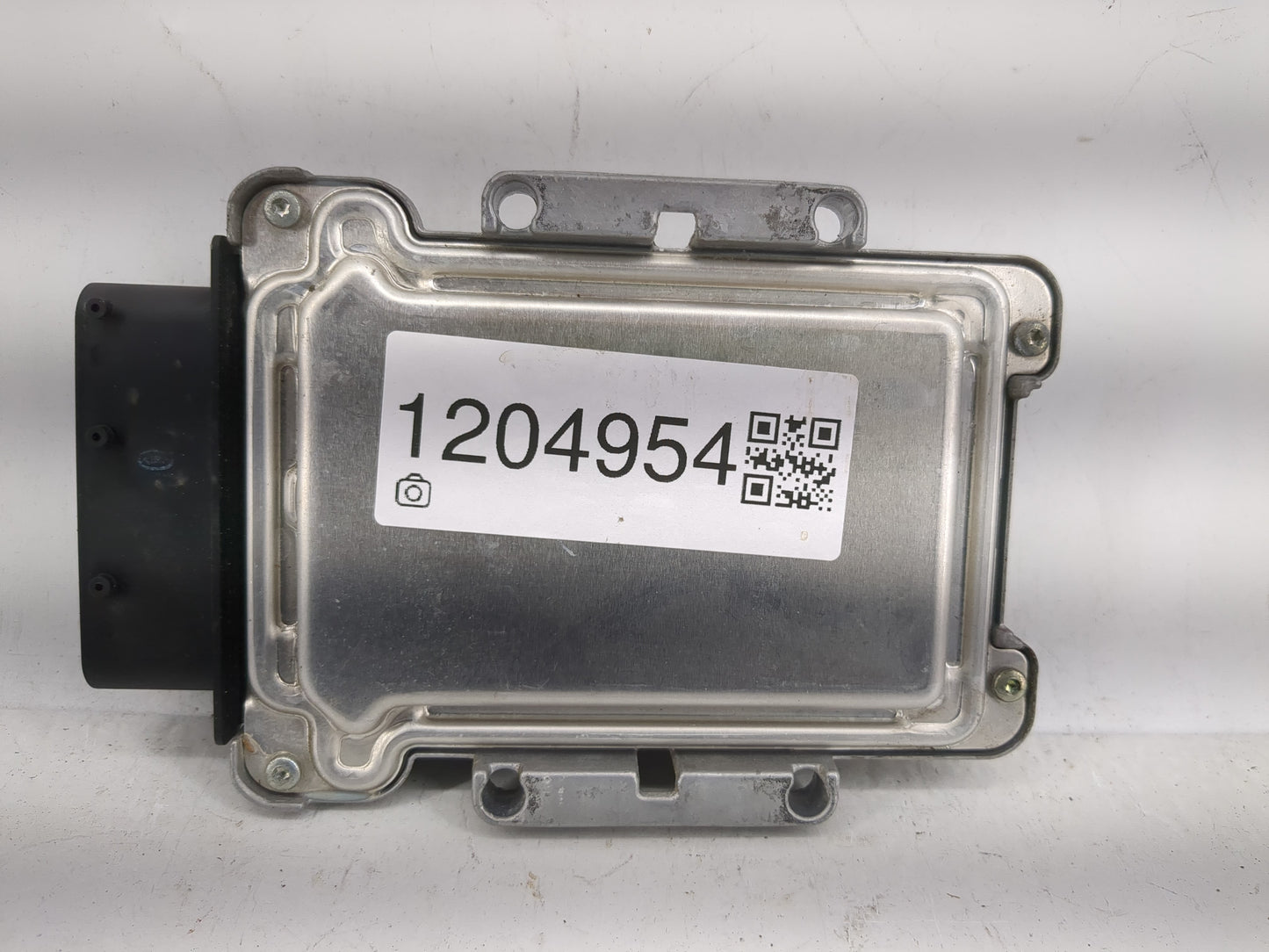 2013-2014 Hyundai Genesis Chassis Control Module Ccm Bcm Body Control - Oemusedautoparts1.com
