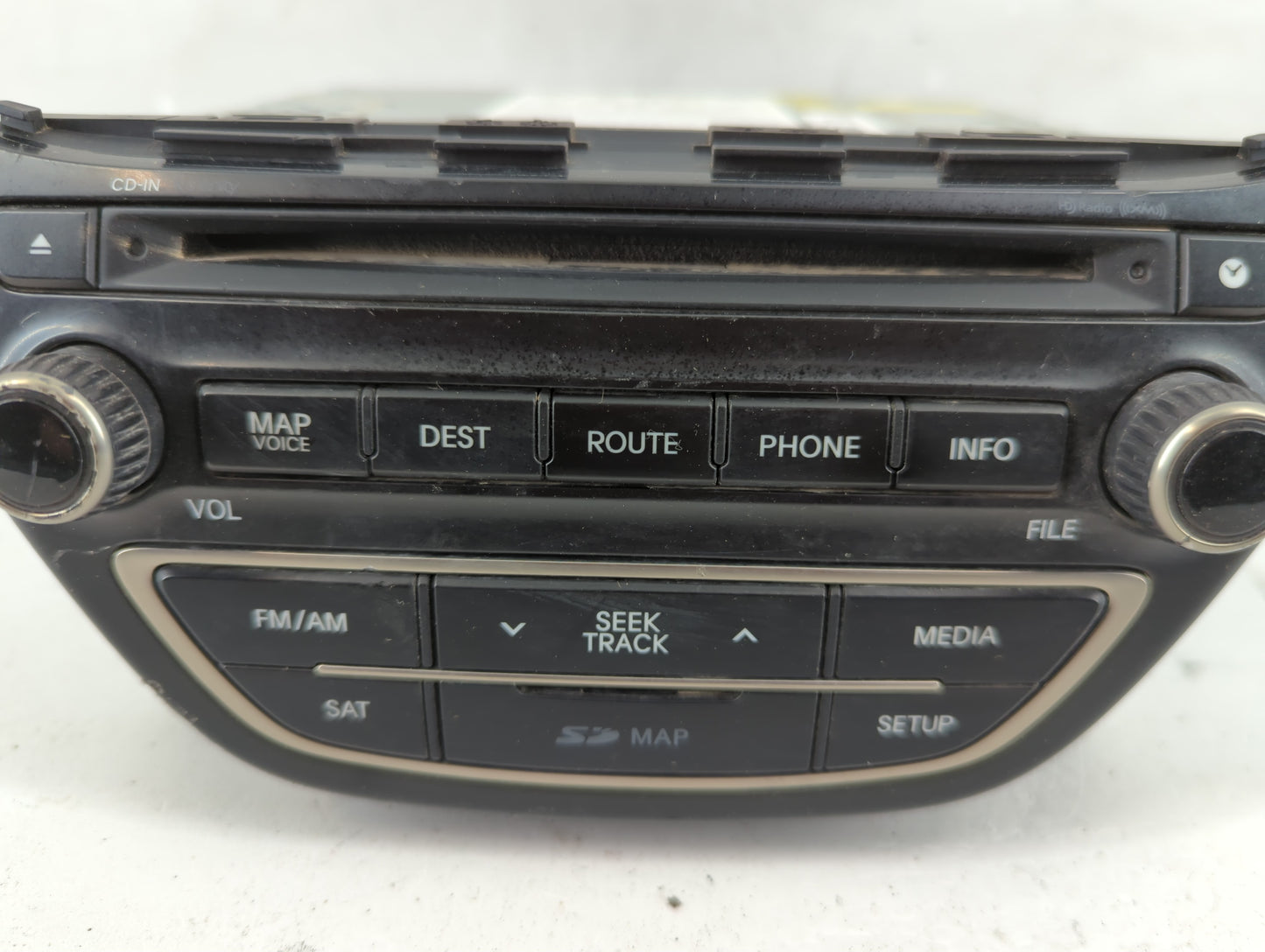 2014-2015 Hyundai Genesis Radio AM FM Cd Player Receiver Replacement P/N:96560-2M550YHG Fits Fits 2014 2015 OEM Used Auto Pa