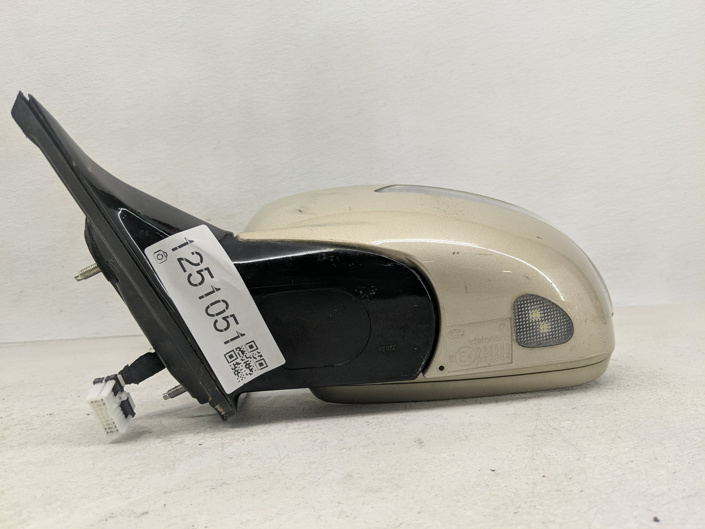 2012-2014 Hyundai Genesis Side Mirror Replacement Driver Left View Door Mirror P/N:E4022859 E4022858 Fits Fits 2012 2013 201