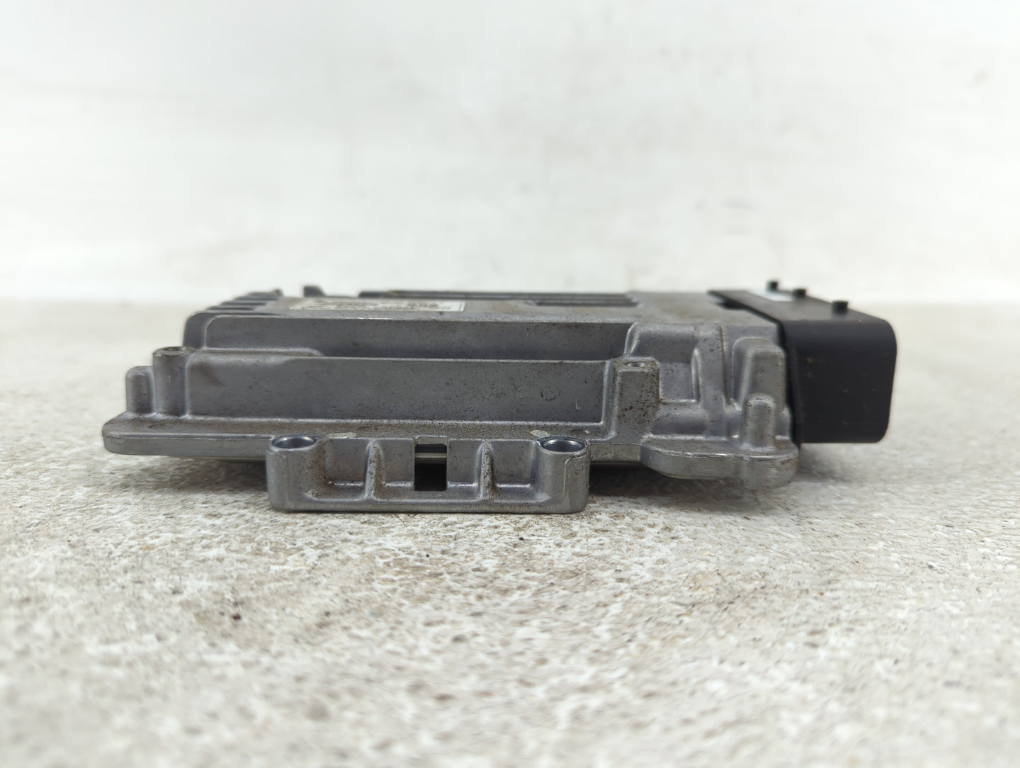2013-2014 Hyundai Genesis PCM Engine Control Computer ECU ECM PCU OEM P/N:95440-4F032 Fits Fits 2013 2014 OEM Used Auto Part