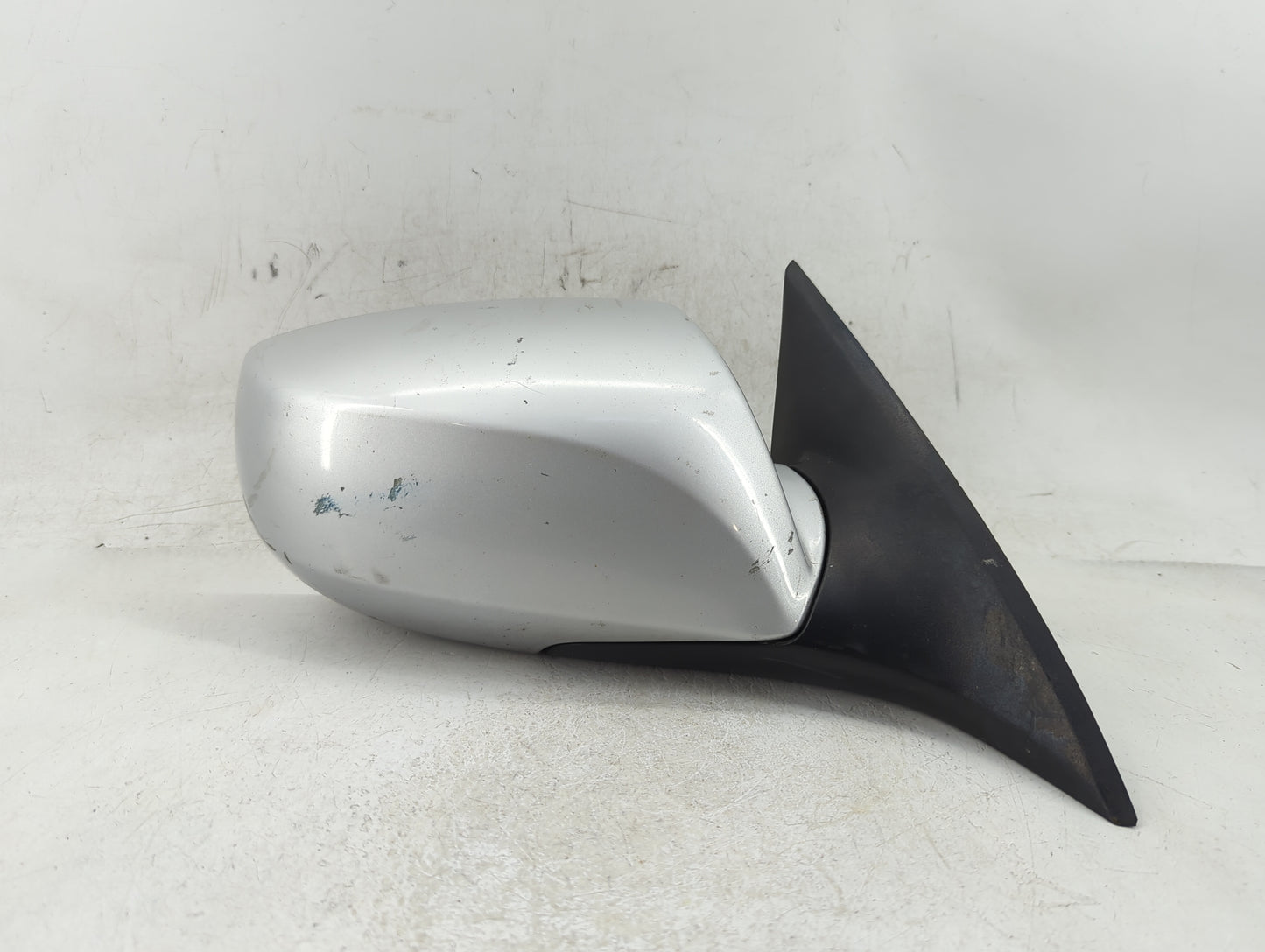 2009-2016 Hyundai Genesis Passenger Side View Mirror - Right Door Mirror OEM Used - Oemusedautoparts1.com