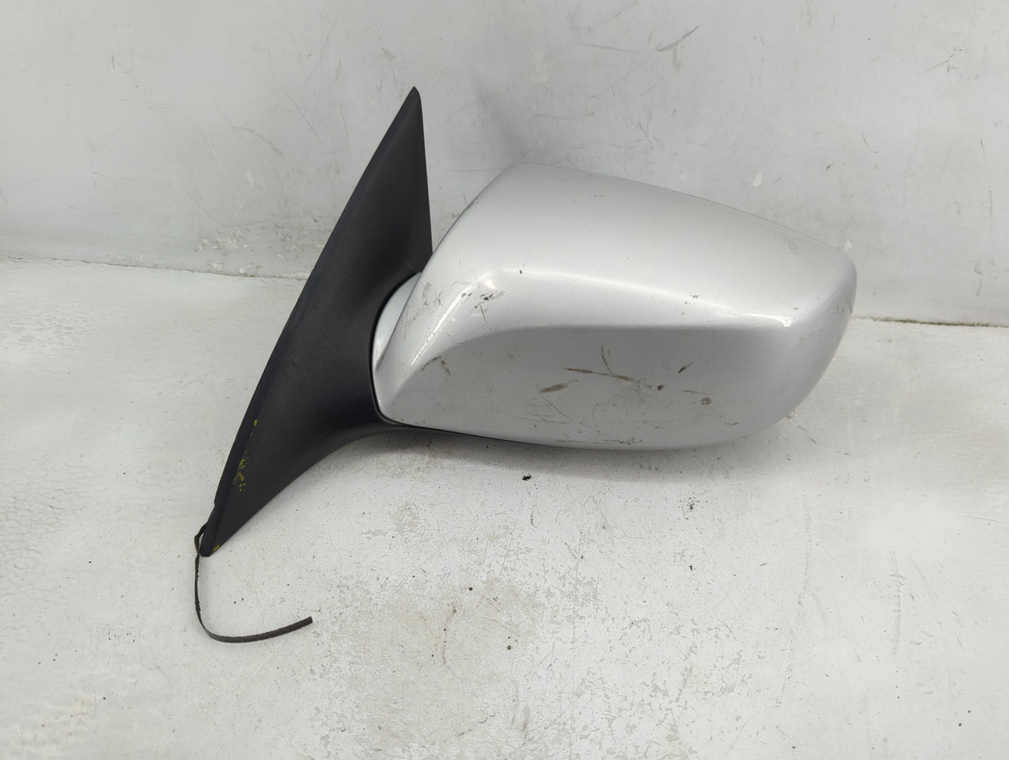 2009-2016 Hyundai Genesis Driver Side View Mirror - Left Door Mirror OEM Used - Oemusedautoparts1.com