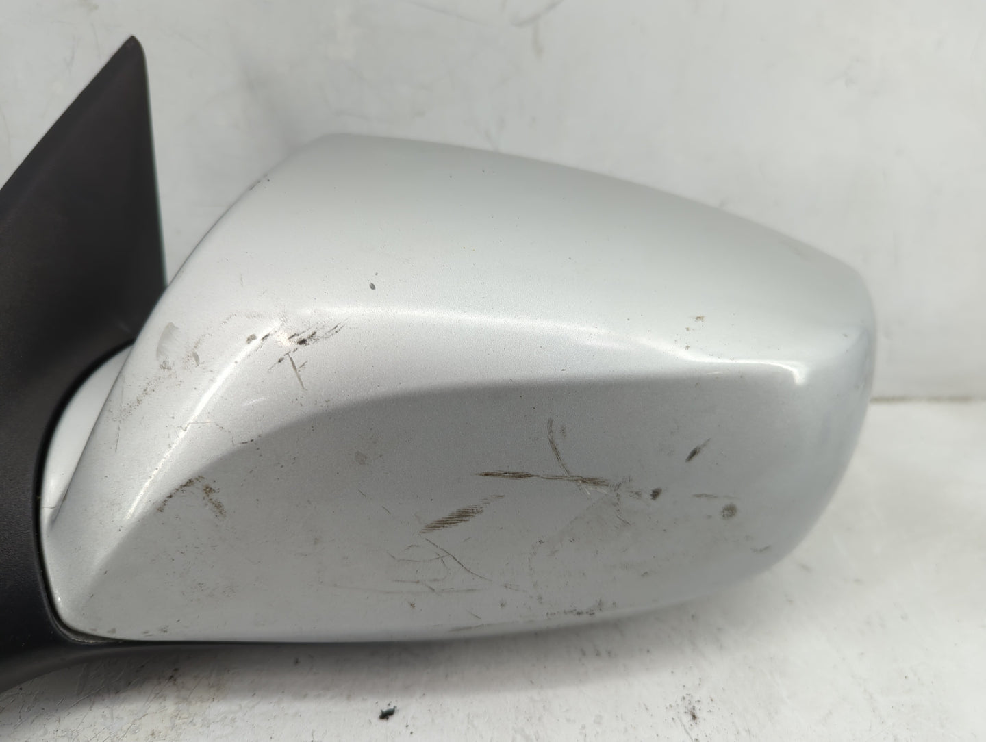 2009-2016 Hyundai Genesis Driver Side View Mirror - Left Door Mirror OEM Used - Oemusedautoparts1.com