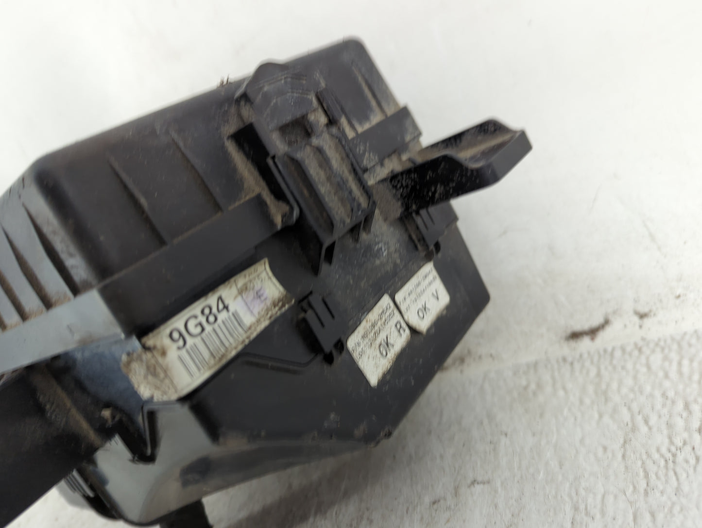 2013-2014 Hyundai Genesis Fusebox Fuse Box Panel Relay Module Fits Fits 2013 2014 OEM Used Auto Parts - Oemusedautoparts1.co
