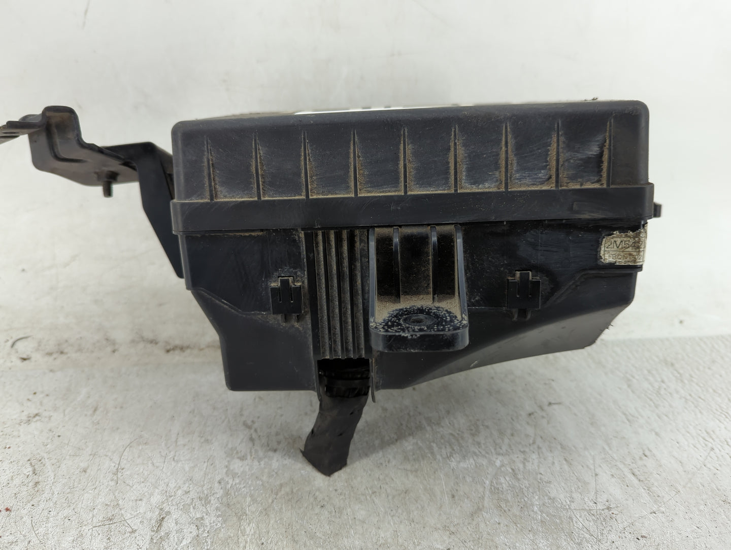 2013-2014 Hyundai Genesis Fusebox Fuse Box Panel Relay Module Fits Fits 2013 2014 OEM Used Auto Parts - Oemusedautoparts1.co