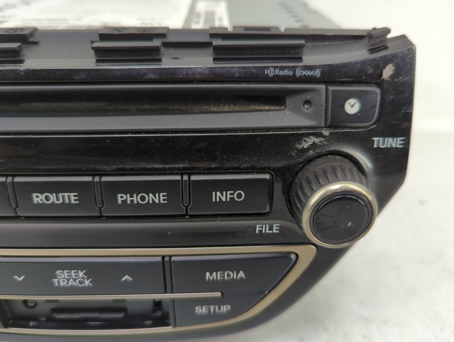 2013-2015 Hyundai Genesis Radio AM FM Cd Player Receiver Replacement Fits Fits 2013 2014 2015 OEM Used Auto Parts - Oemuseda