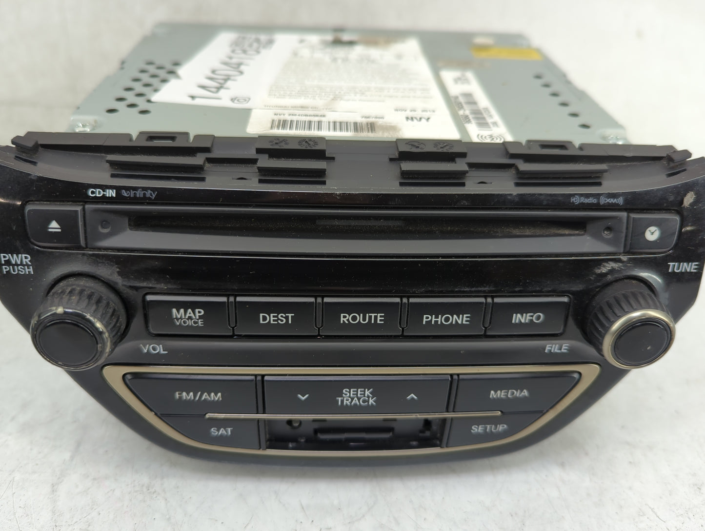2013-2015 Hyundai Genesis Radio AM FM Cd Player Receiver Replacement Fits Fits 2013 2014 2015 OEM Used Auto Parts - Oemuseda