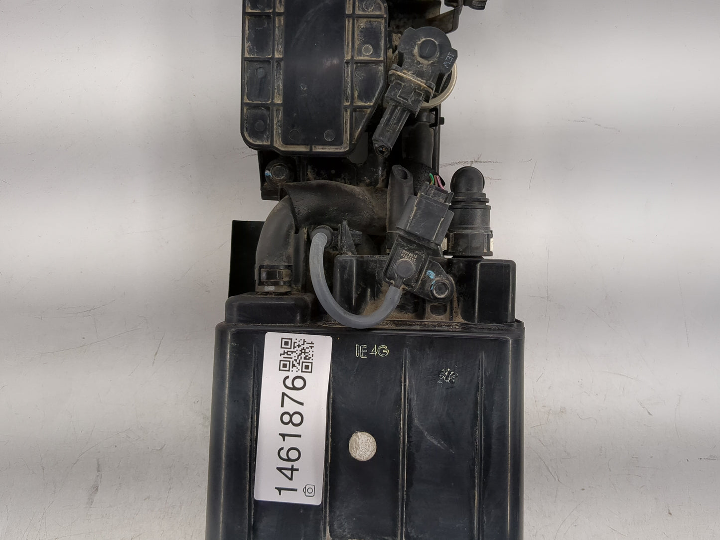 2014 Hyundai Genesis Fuel Vapor Charcoal Canister - Oemusedautoparts1.com