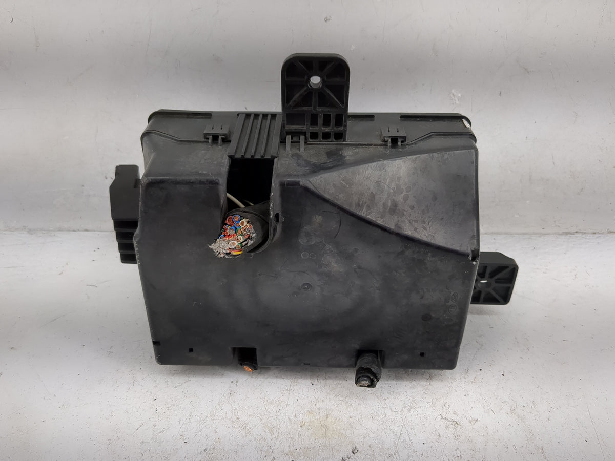 2013-2016 Hyundai Genesis Fusebox Fuse Box Panel Relay Module P/N:91950-2M230 18790-01028 Fits Fits 2013 2014 2015 2016 OEM 