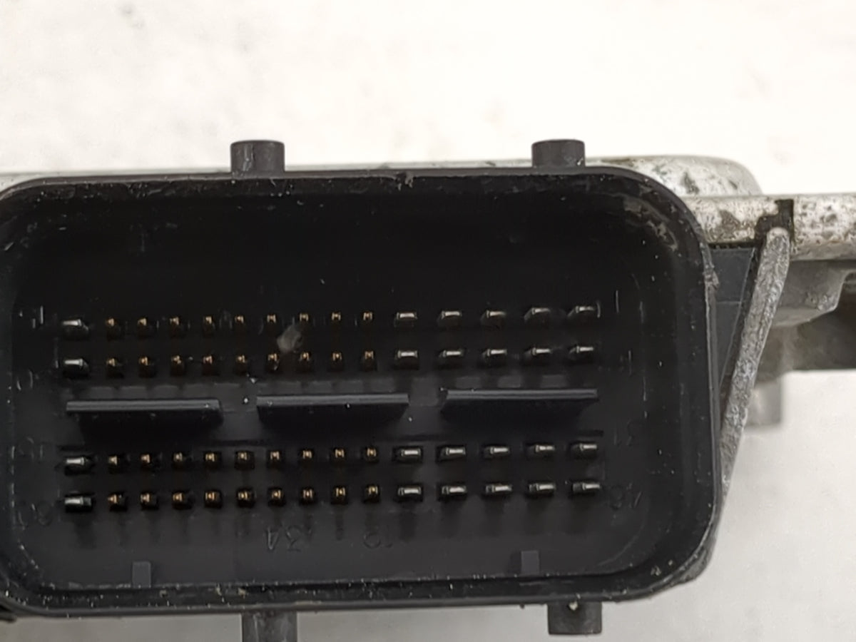 2013-2014 Hyundai Genesis PCM Engine Control Computer ECU ECM PCU OEM P/N:BKDEC0DR1C 5WY5N85B, 39172-2C051 Fits Fits 2013 20