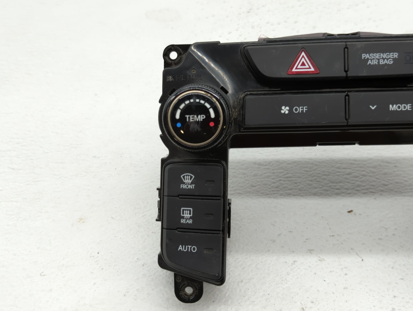 2013-2015 Hyundai Genesis Climate Control Module Temperature AC/Heater Replacement P/N:94300-2M850 97250-2MFJ1 Fits OEM Used