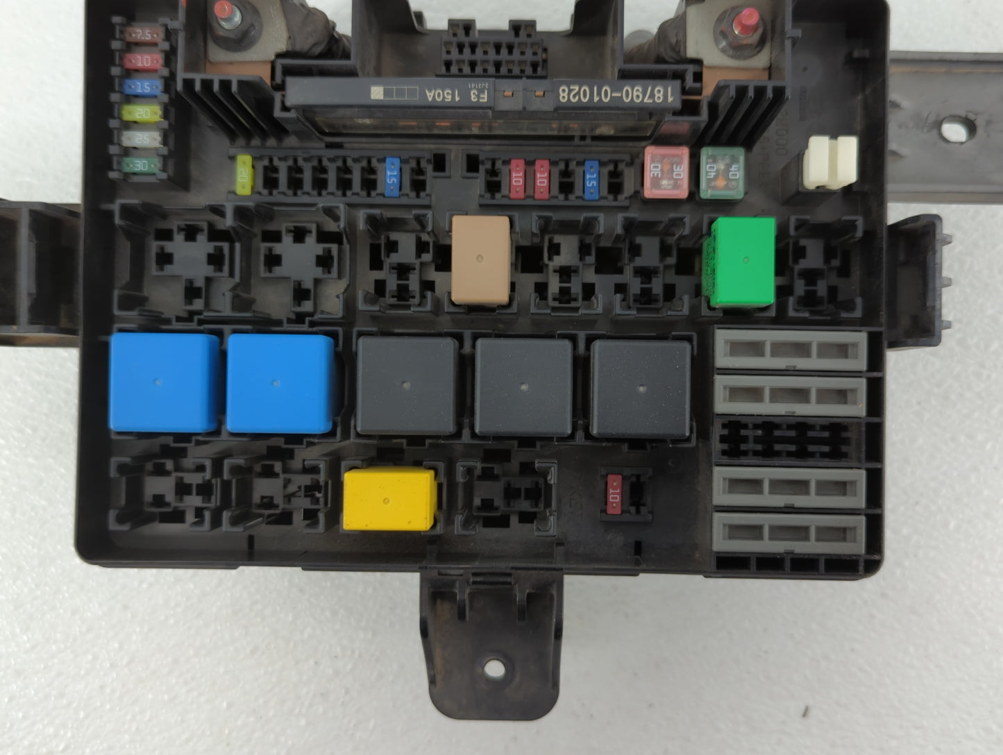 2013-2014 Hyundai Genesis Fusebox Fuse Box Panel Relay Module P/N:91264 2M98 Fits Fits 2013 2014 OEM Used Auto Parts - Oemus