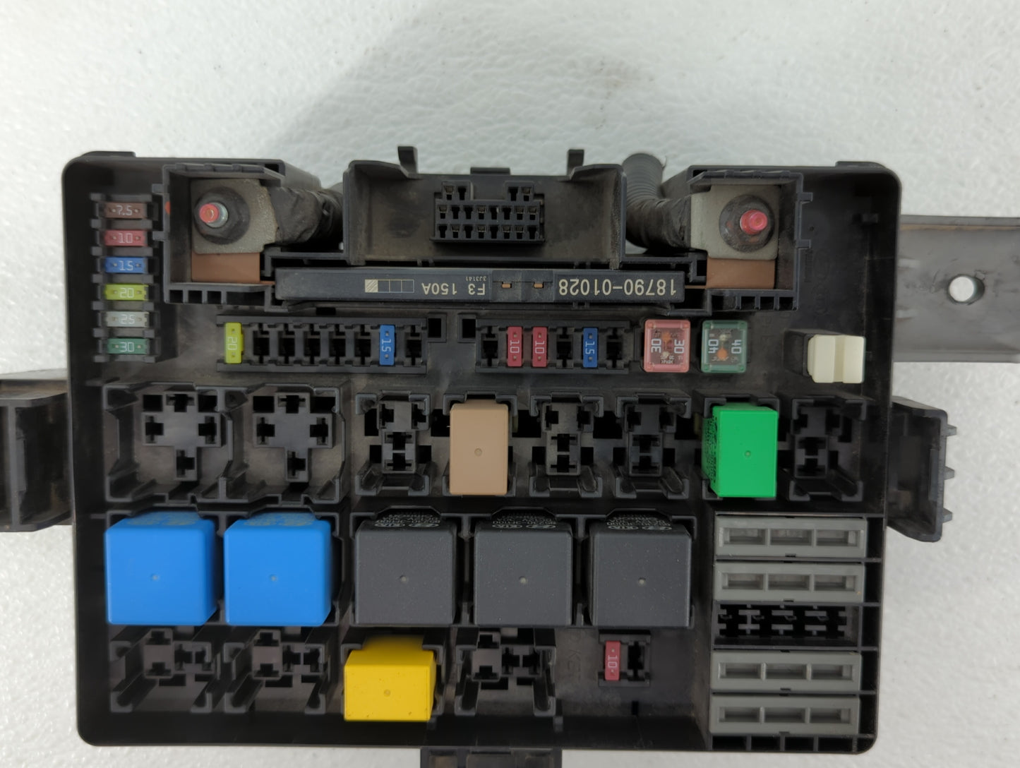 2013-2014 Hyundai Genesis Fusebox Fuse Box Panel Relay Module P/N:91264 2M98 Fits Fits 2013 2014 OEM Used Auto Parts - Oemus