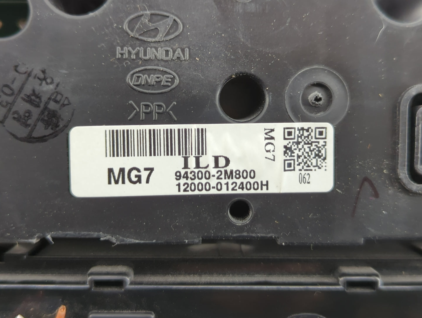 2013-2016 Hyundai Genesis Climate Control Module Temperature AC/Heater Replacement P/N:94300-2M850 94300-2M800 Fits OEM Used