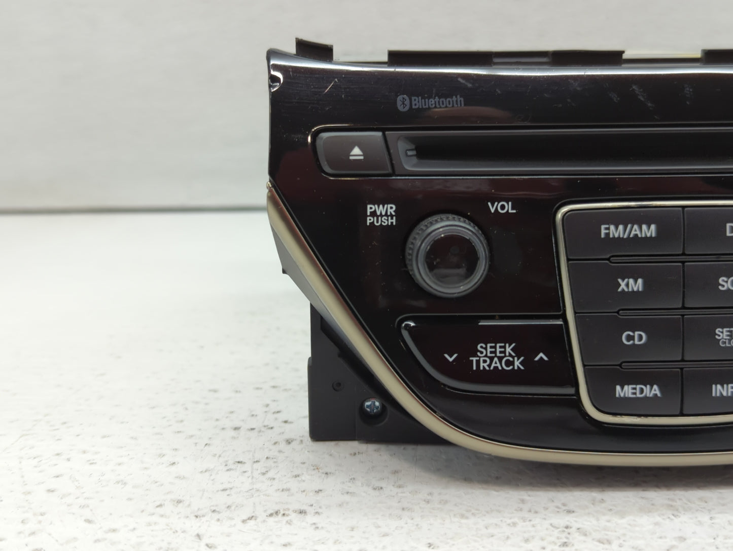 2014-2015 Hyundai Genesis Radio AM FM Cd Player Receiver Replacement P/N:96180-2M118YHG Fits Fits 2014 2015 OEM Used Auto Pa