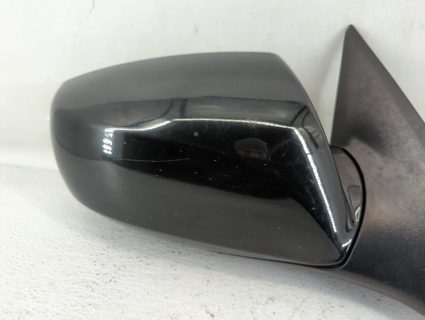2009-2016 Hyundai Genesis Passenger Side View Mirror - Right Door Mirror OEM Used - Oemusedautoparts1.com