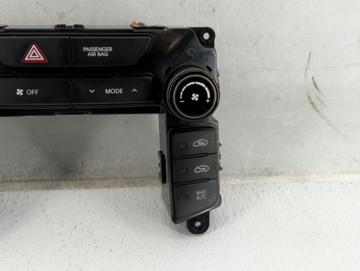 2013-2016 Hyundai Genesis Climate Control Module Temperature AC/Heater Replacement P/N:97250-2MMC1 Fits Fits 2013 2014 2015 