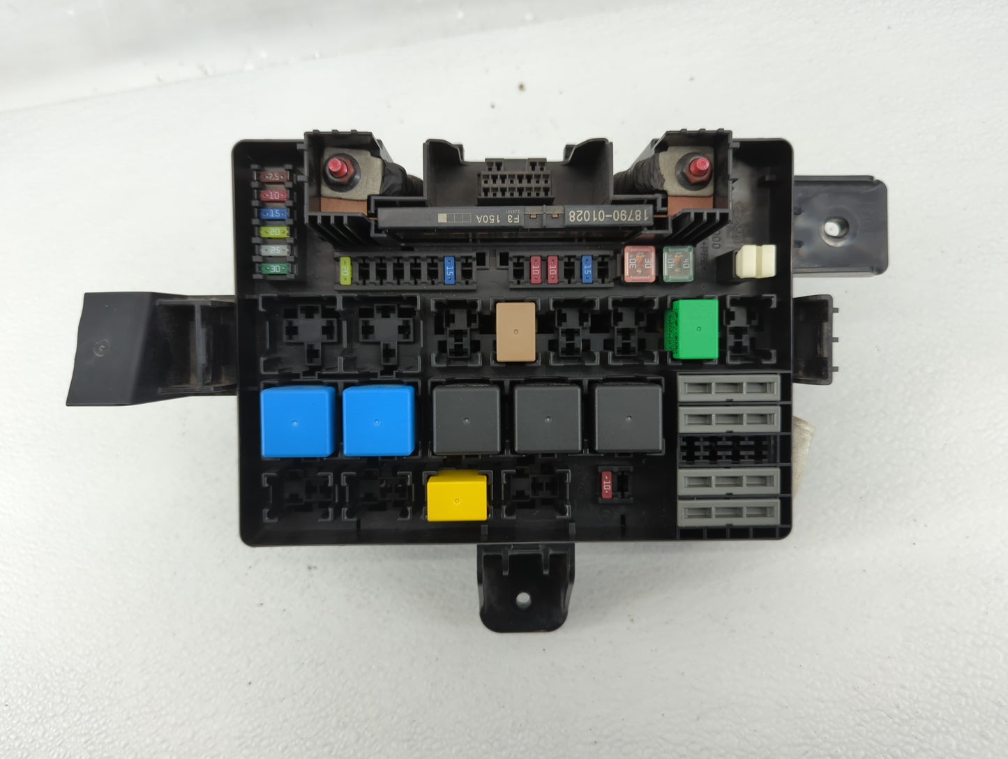 2013-2014 Hyundai Genesis Fusebox Fuse Box Panel Relay Module P/N:91950-2M000 Fits Fits 2013 2014 OEM Used Auto Parts - Oemu