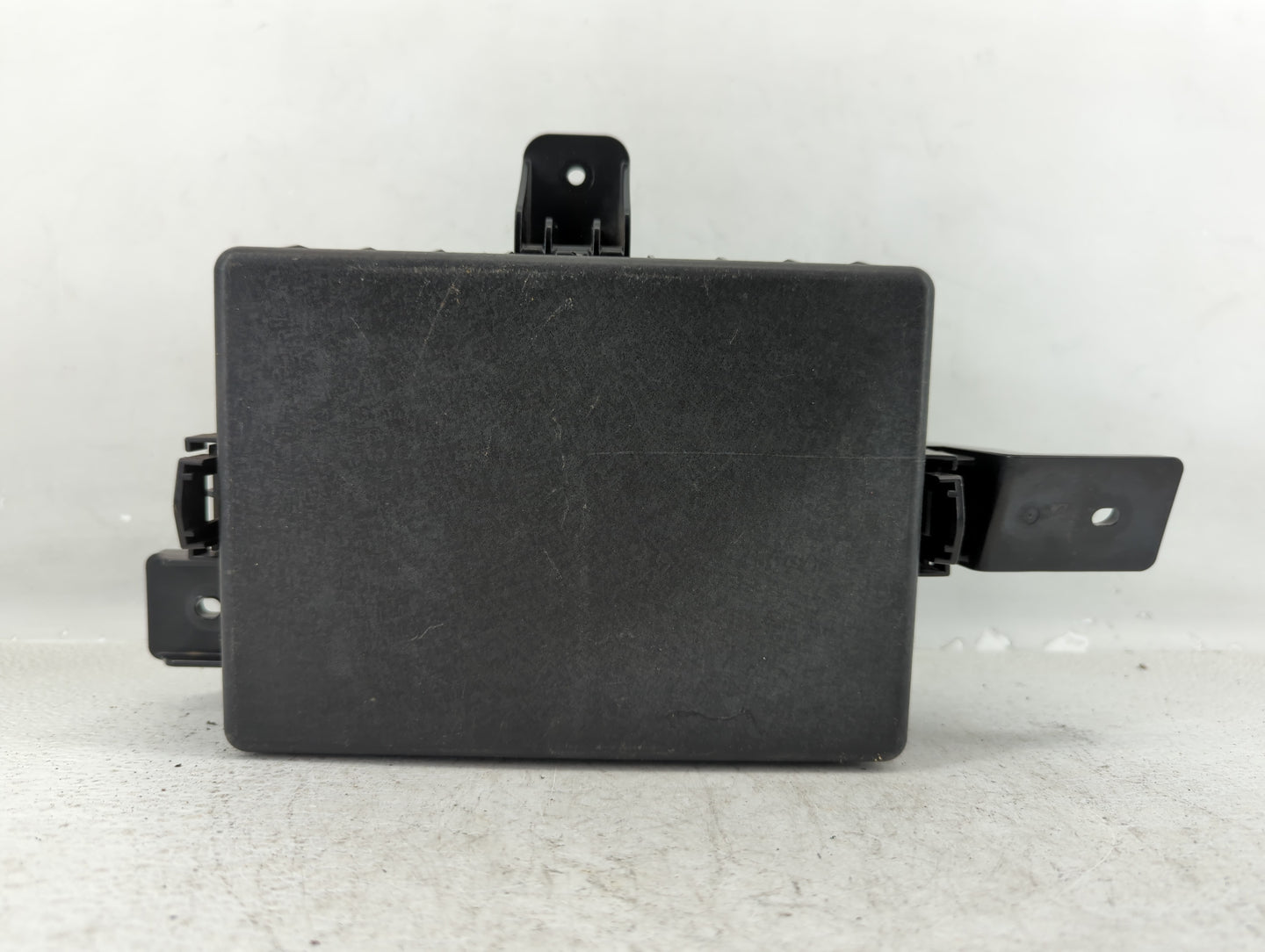 2013-2016 Hyundai Genesis Fusebox Fuse Box Panel Relay Module P/N:91264 2M512 Fits Fits 2013 2014 2015 2016 OEM Used Auto Pa