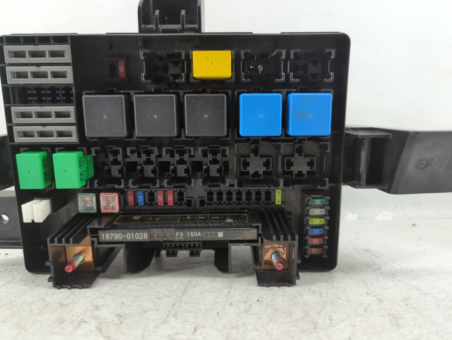 2013-2016 Hyundai Genesis Fusebox Fuse Box Panel Relay Module P/N:91264 2M512 Fits Fits 2013 2014 2015 2016 OEM Used Auto Pa